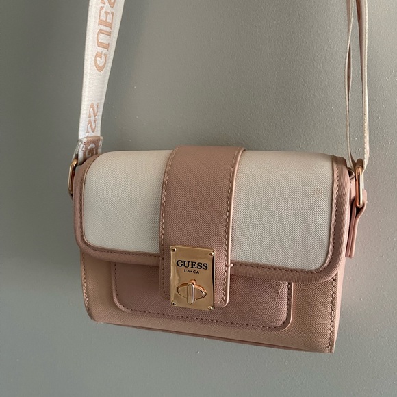 GUESS Blush and Cream Crossbody Bag - Picture 1 of 4
